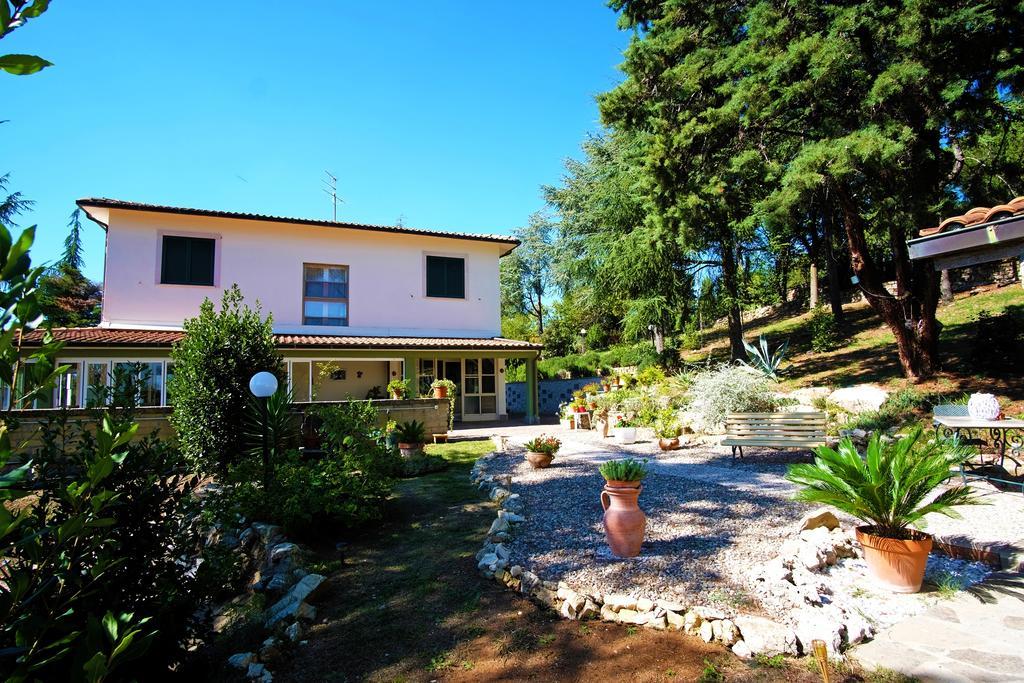 Bed And Breakfast Romantica Evasione Sutri Ngoại thất bức ảnh
